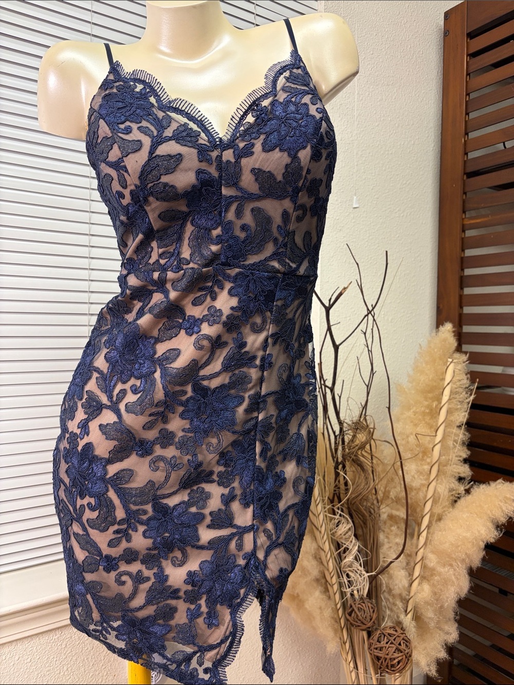*Navy Floral Lace Sheer Chemise